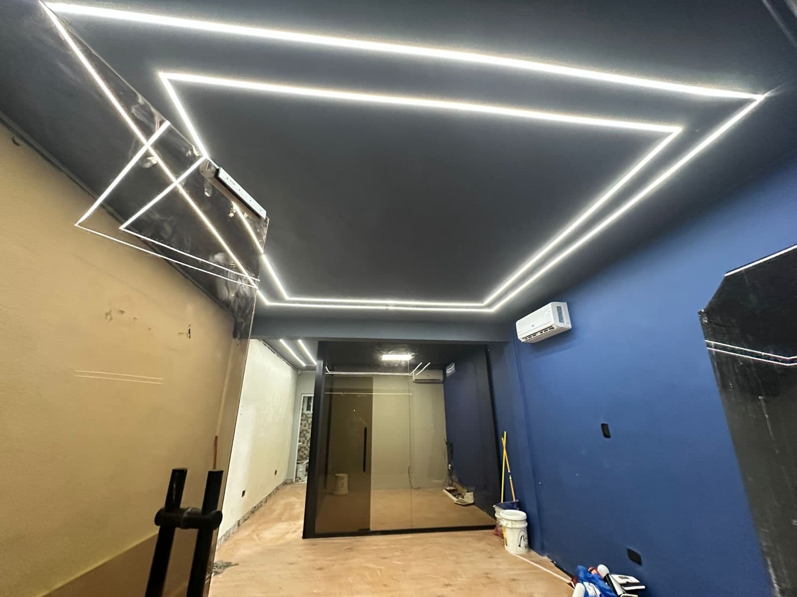 Iluminación LED — Óptica (Detalle)