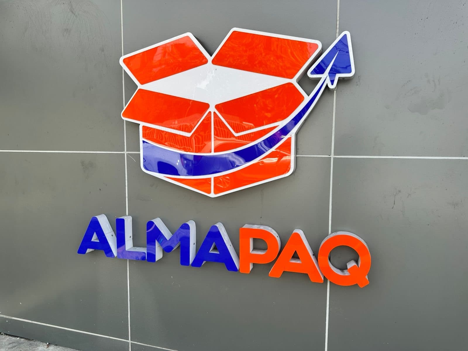 Iluminación Ambiental Azul — Residencial